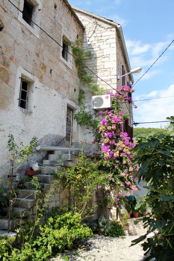 Apartments By The Sea Pucisca, Brac - 770 외부 사진