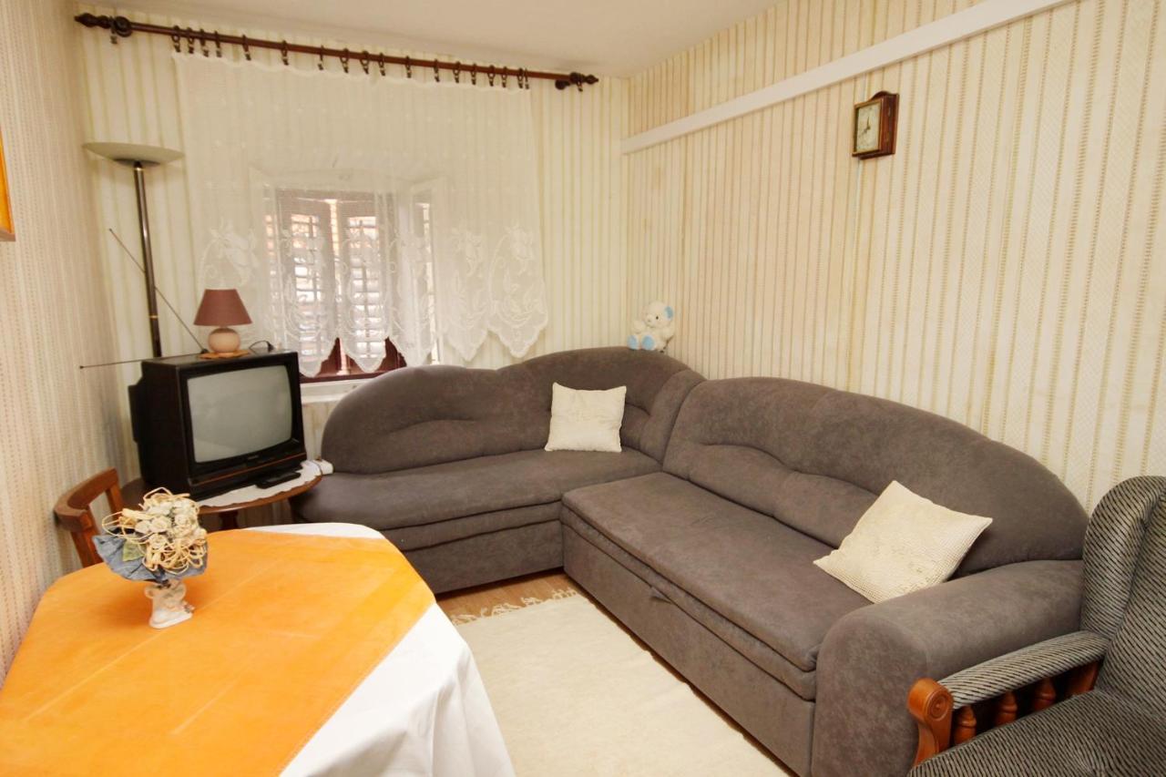 Apartments By The Sea Pucisca, Brac - 770 외부 사진
